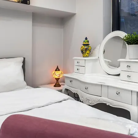 Ayka Old Hotel 3*