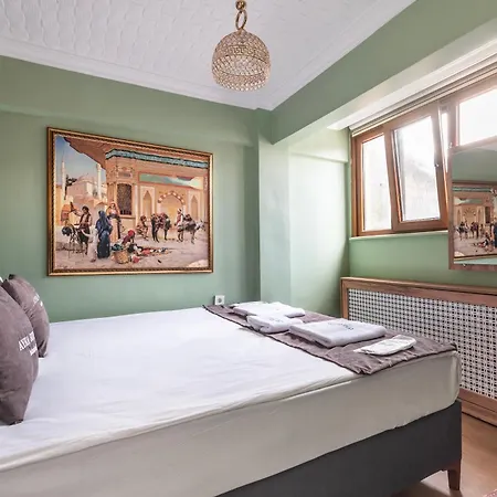 Ayka Old Hotel 3*