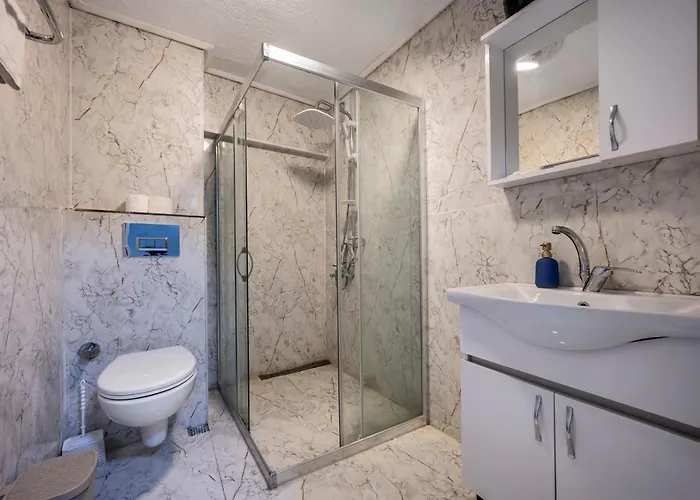 Ayka Old Ξενοδοχείο 3*